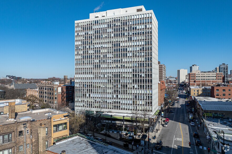 More Photos Of 444 W Fullerton Pky, Chicago Apartments For Sale