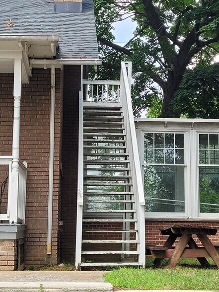 More Photos Of 3009 Gettysburg Rd, Camp Hill Office Residential For Lease