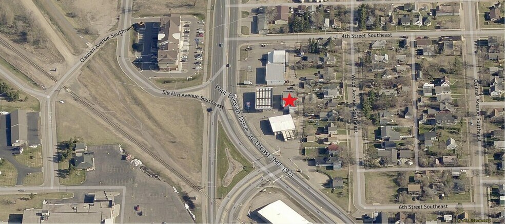 More Photos Of 414 Paul Bunyan Dr SE, Bemidji Service Station For Sale