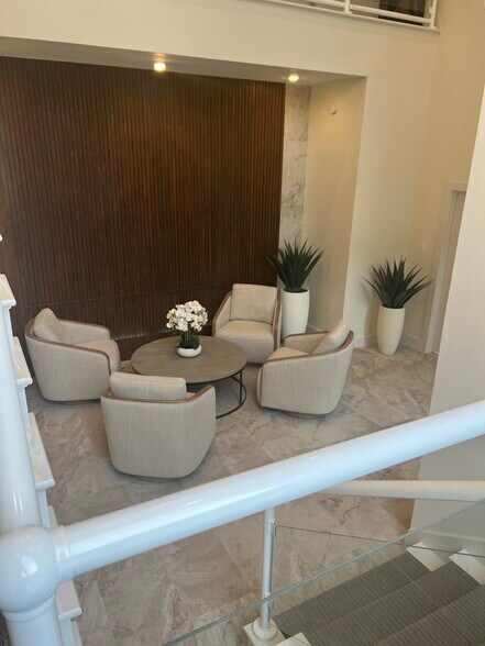 More Photos Of 167 Lookout Pl, Maitland Loft Creative Space For Lease