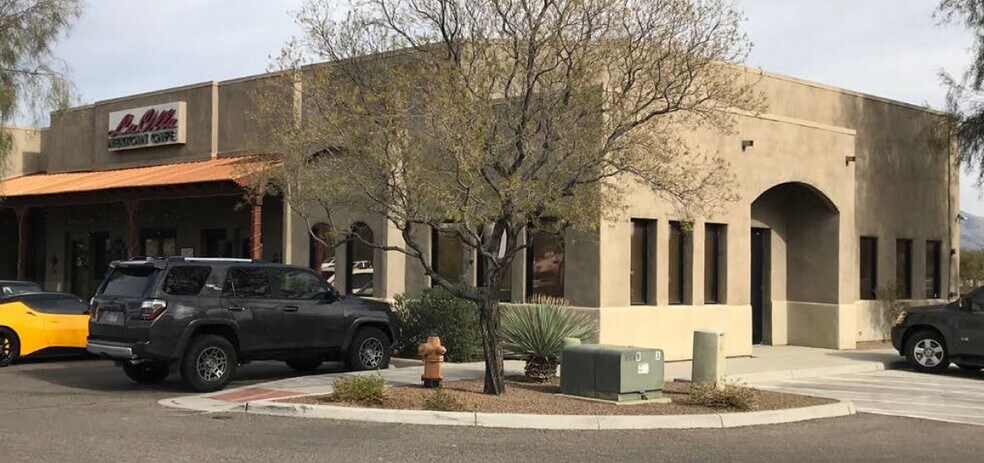 More Photos Of 8553 N Silverbell Rd, Tucson Storefront Retail Office For Sale