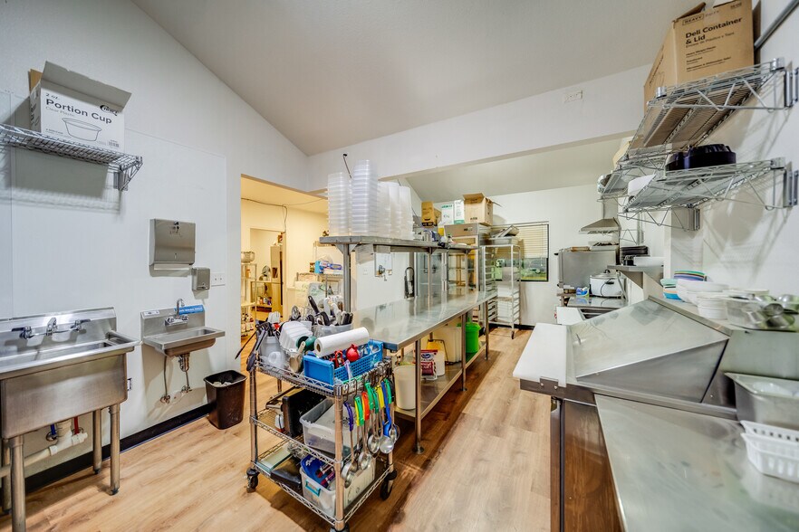 More Photos Of 801 Main St, Fort Morgan Freestanding For Sale
