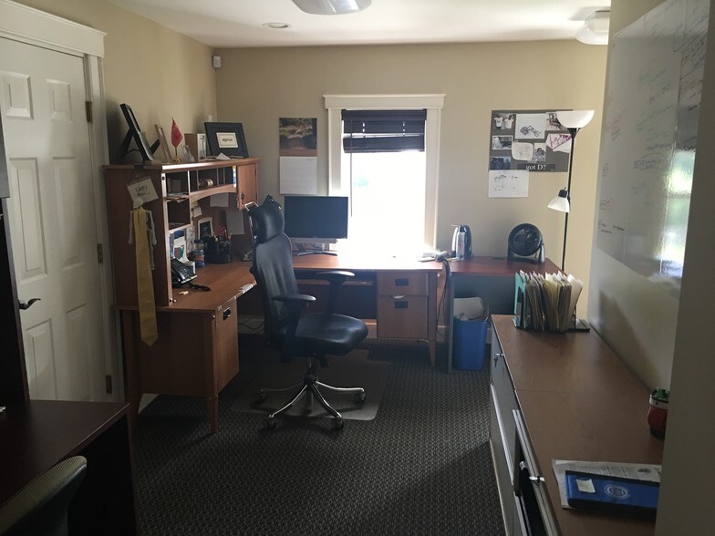 More Photos Of 1585 Rt-146, Rexford Office For Sale