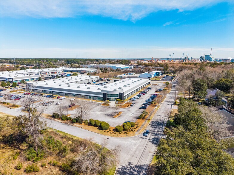 More Photos Of 1101 Remount Rd, North Charleston Showroom For Lease