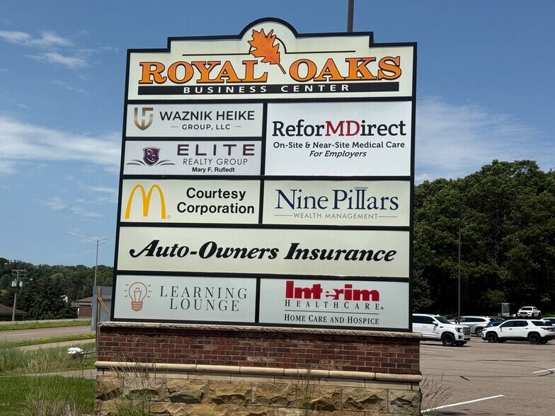 More Photos Of 4410 Golf Ter, Eau Claire Office For Sale