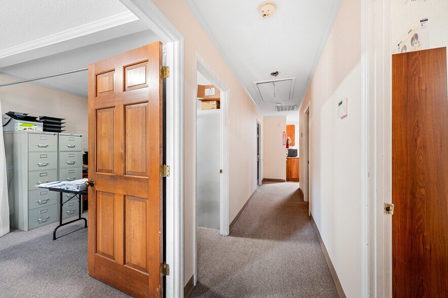 More Photos Of 910 E Garrison Blvd, Gastonia General Retail For Sale