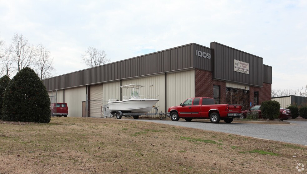 Primary Photo Of 1009 Union Center Dr, Alpharetta Warehouse For Sale