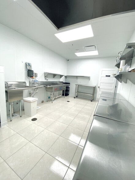 More Photos Of 4116 State Highway 121, Carrollton Storefront Retail Office For Sale