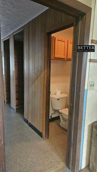 More Photos Of 408 Strickler St, Waco Flex For Sale