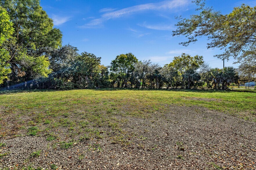 More Photos Of 7665 Davie Road Ext, Davie Office For Lease