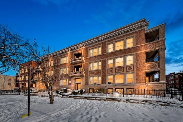 Primary Photo Of 5651-5659 S Michigan Ave, Chicago Apartments For Sale