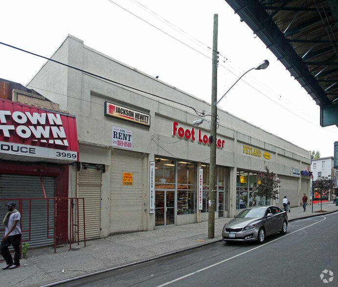 More Photos Of 3965 White Plains Rd, Bronx Freestanding For Lease