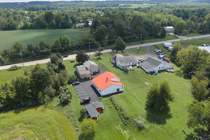 More Photos Of 7078 Easton Rd, Pipersville Auto Repair For Sale