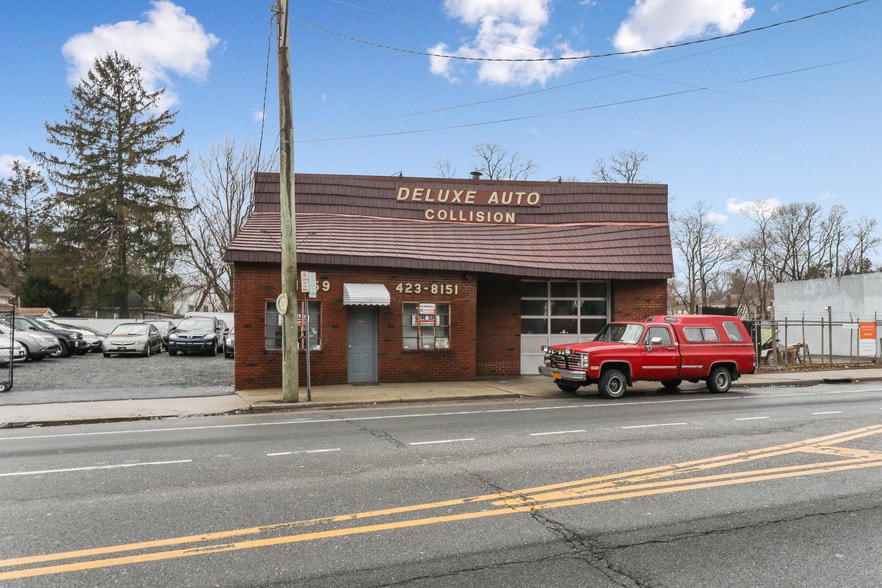 More Photos Of 1959 New York Ave, Huntington Station Auto Repair For Sale