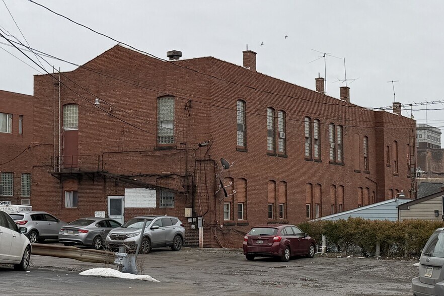More Photos Of 25 W Chestnut St, Washington Apartments For Sale