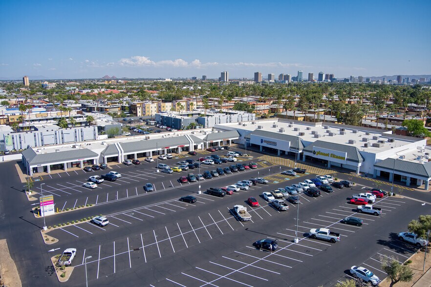 More Photos Of 1615-1635 W Camelback Rd, Phoenix Unknown For Lease