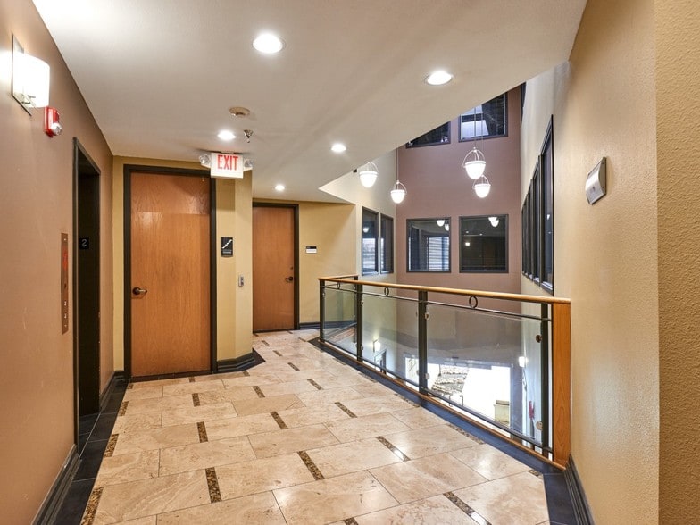 More Photos Of 8196 SW Hall Blvd, Beaverton Office For Lease