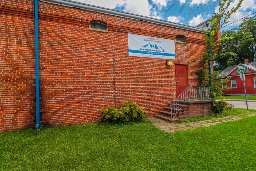 More Photos Of 827 Douglas Ave, Portsmouth Warehouse For Sale