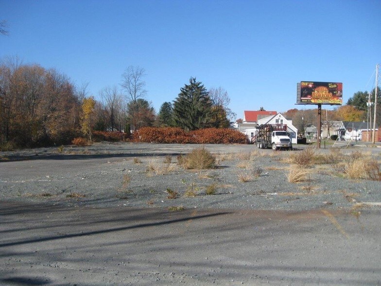 More Photos Of 128-130 Main Ave, Wynantskill Land For Sale