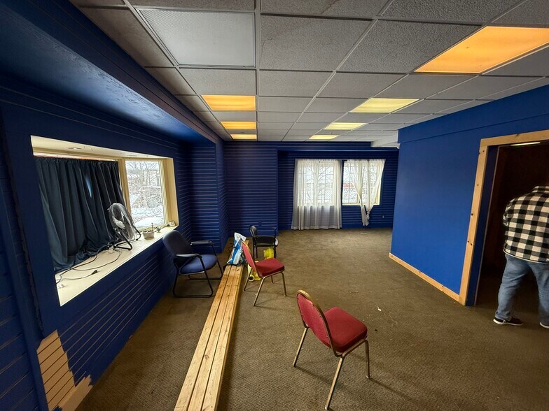 More Photos Of 2359 Joslyn Ct, Lake Orion Office For Lease