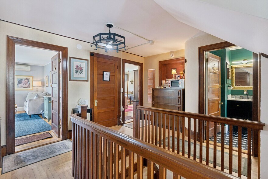 More Photos Of 548 Main St, Fryeburg Hotel For Sale