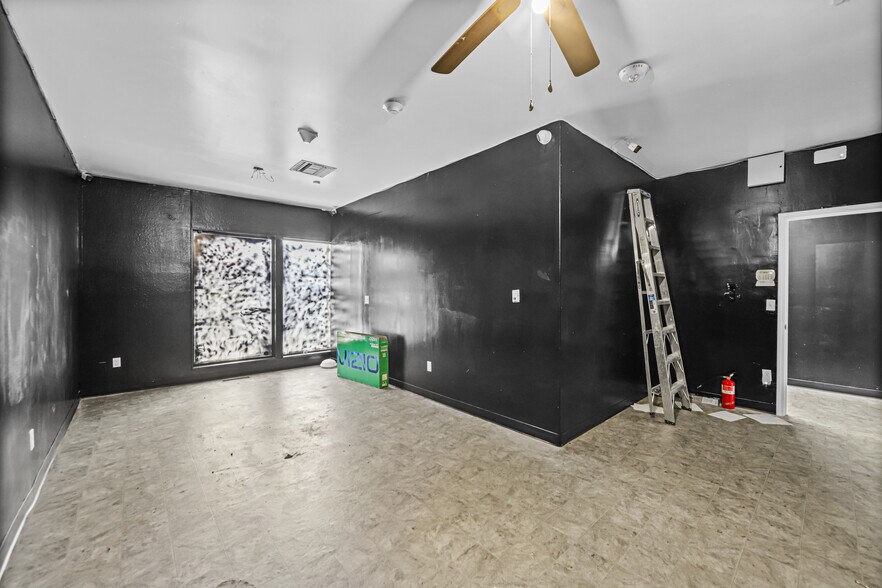 More Photos Of 300 Pendleton Way, Oakland Office For Sale