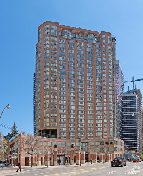 More Photos Of 1033 Bay St, Toronto Apartments For Lease