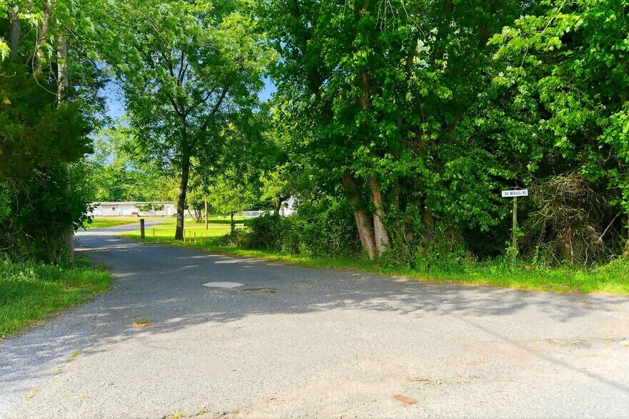 More Photos Of 26 Megill Rd, Farmingdale Industrial For Sale