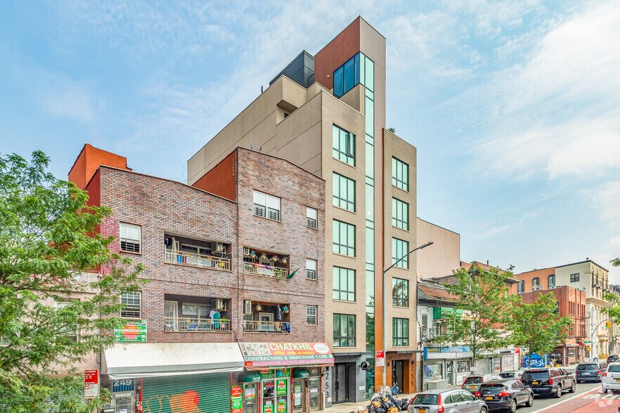 More Photos Of 253-255 Nostrand Ave, Brooklyn Apartments For Lease