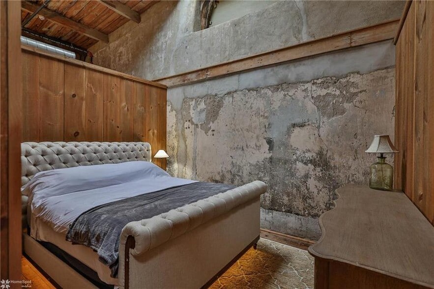 More Photos Of , Easton Unknown For Sale