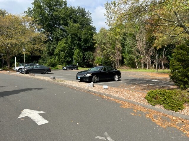 More Photos Of 921 Meriden Waterbury Tpke, Plantsville Bank For Lease