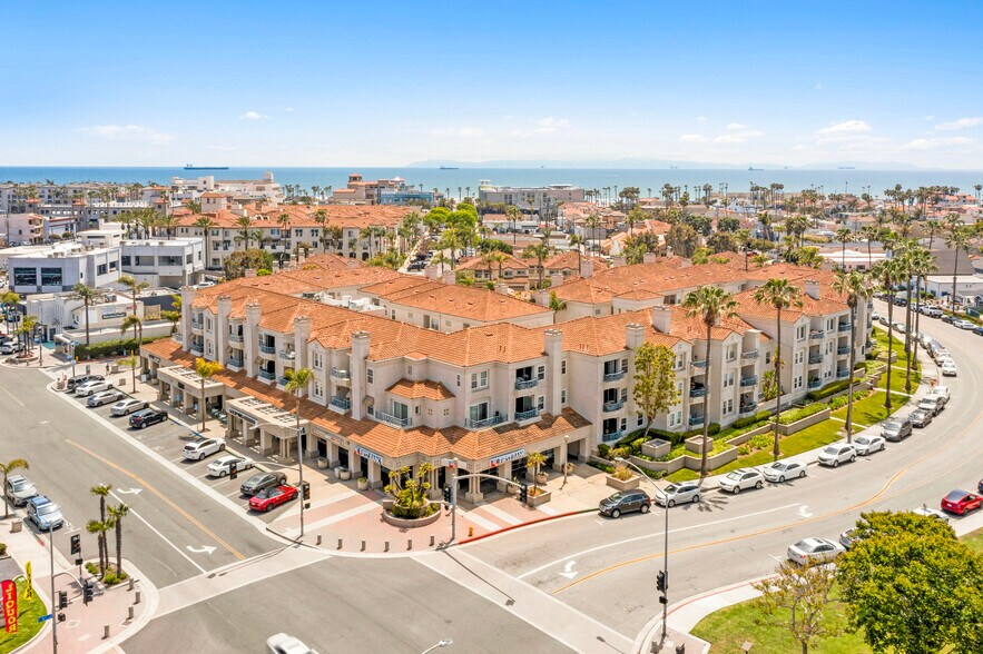 More Photos Of 501 Main St, Huntington Beach Storefront Retail Residential For Lease