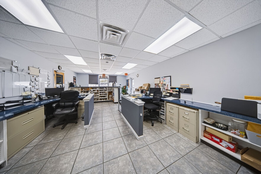More Photos Of 2422 N Military Trl, West Palm Beach Warehouse For Sale