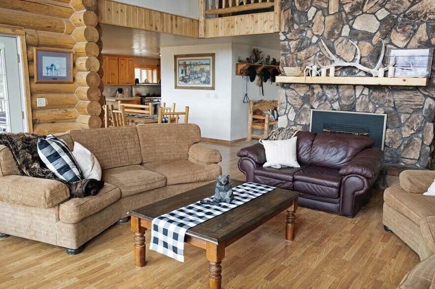 More Photos Of 23886 6450, Cedar City Specialty For Sale