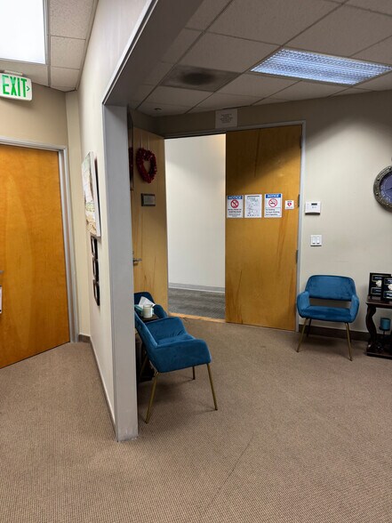 More Photos Of 20311 Birch St, Newport Beach Medical For Lease