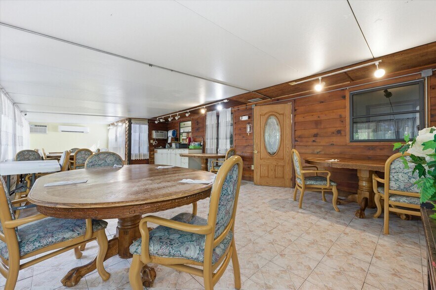 More Photos Of 7435 Plathe Rd, New Port Richey Assisted Living For Sale