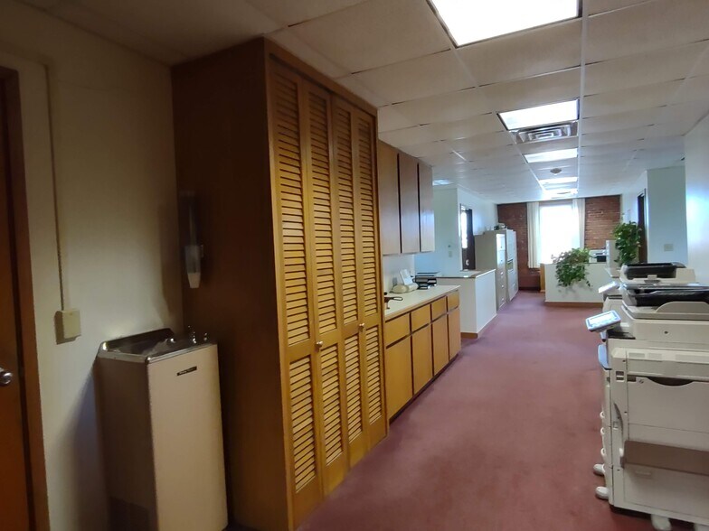 More Photos Of 1 Mill Plz, Laconia Office For Sale
