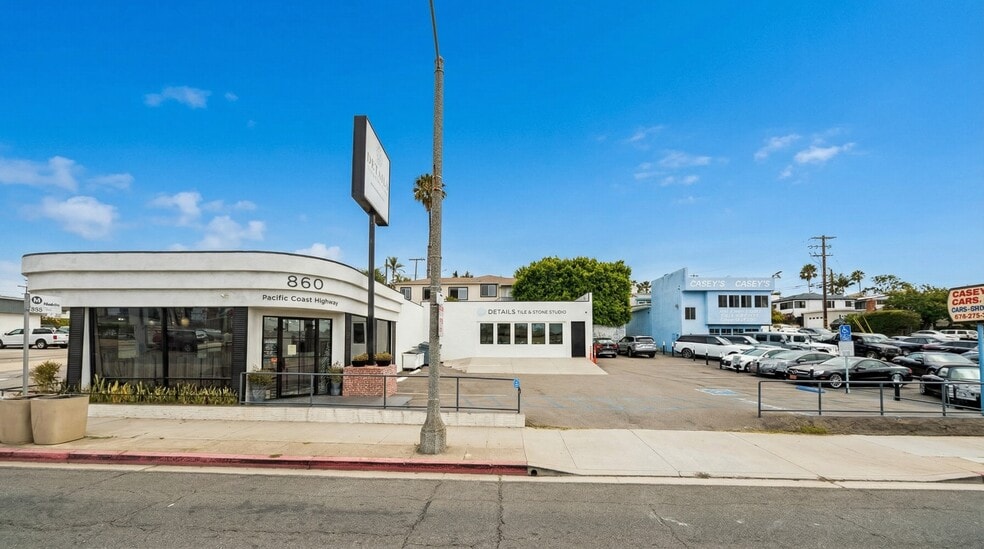 More Photos Of 860 Pacific Coast Hwy, Hermosa Beach General Retail For Lease
