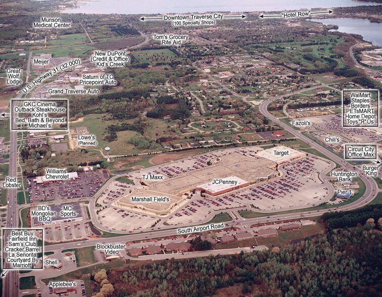 More Photos Of 3200 S Airport Rd W, Traverse City Storefront For Lease