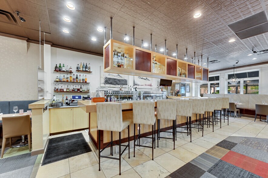 More Photos Of 626 Rood Ave, Grand Junction Restaurant For Sale