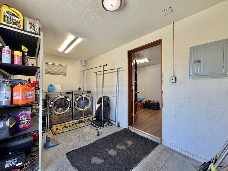 More Photos Of 1605 Capitola Rd, Santa Cruz Office For Lease