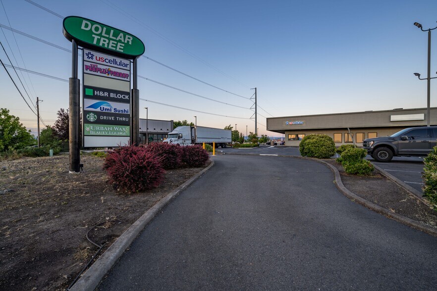 More Photos Of 7338 Crater Lake Hwy, White City Freestanding For Sale