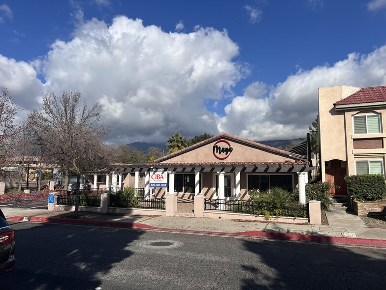 Primary Photo Of 1521 Huntington Dr, Duarte Restaurant For Lease