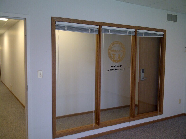 More Photos Of 904 Sahara Trl, Boardman Medical For Sale