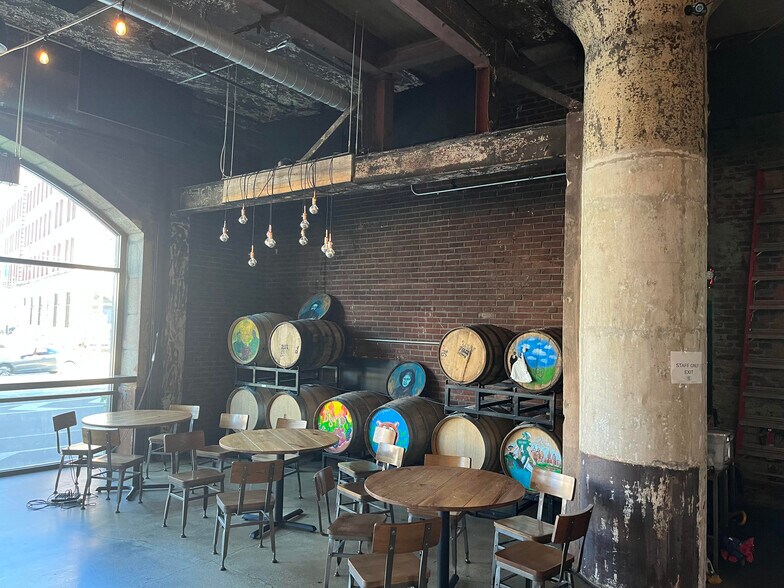 More Photos Of 990 Spring Garden St, Philadelphia Loft Creative Space For Lease
