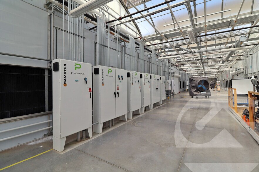 More Photos Of 419 E Pinconning Rd, Pinconning Warehouse For Sale