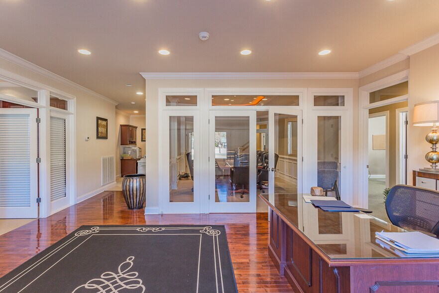 More Photos Of 3222 Ocoee St, Cleveland Medical For Sale