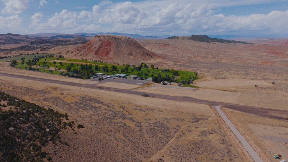 More Photos Of 140 Airport Rd, Thermopolis Land For Lease