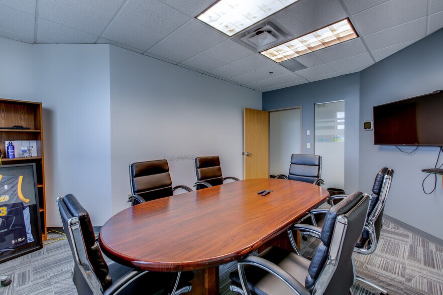 More Photos Of 5630 Ward Rd, Arvada Flex For Sale