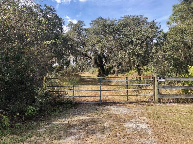 More Photos Of 5544 Lake Buffum Rd, Lake Wales Manufactured Housing Mobile Home Park For Sale